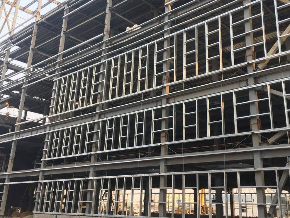 鋼結構在基本建設全過程中,造成縫隙的原因是什么?